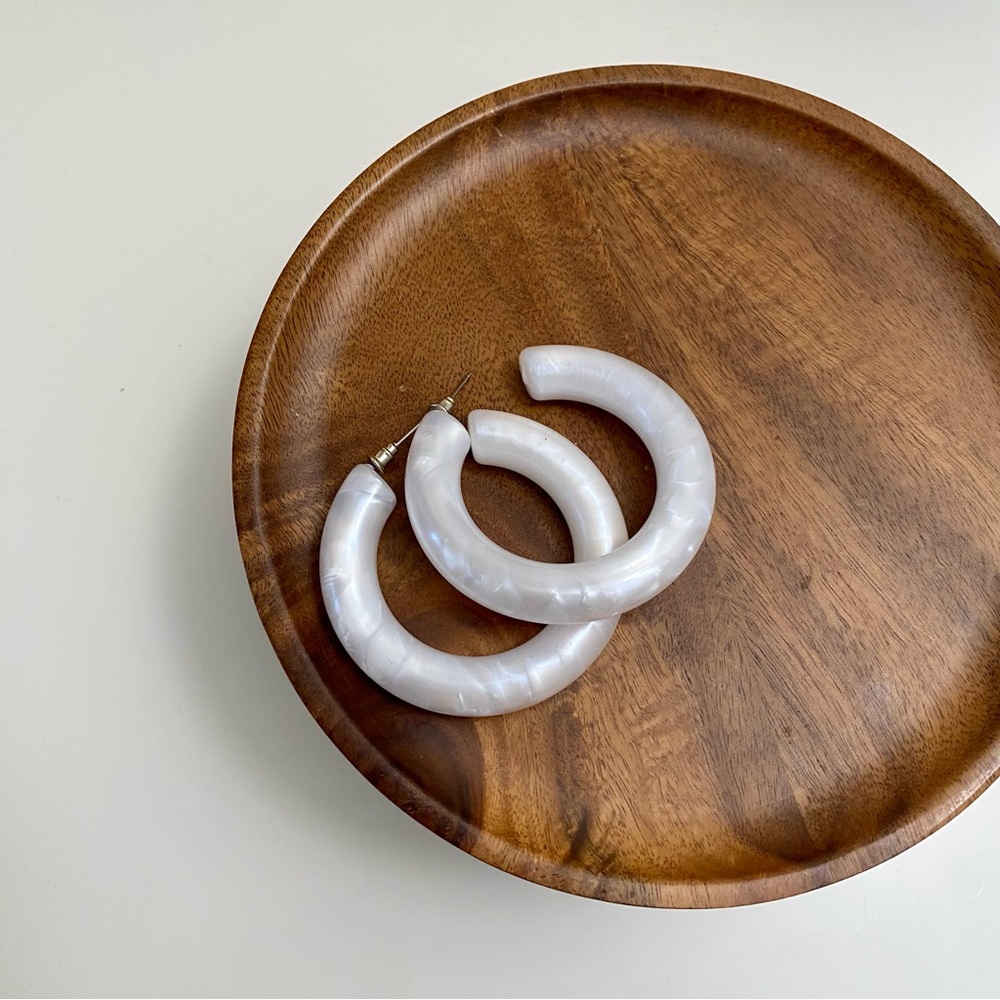 4/$15 White Chunky Acrylic Marble Thick Hoop Earrings